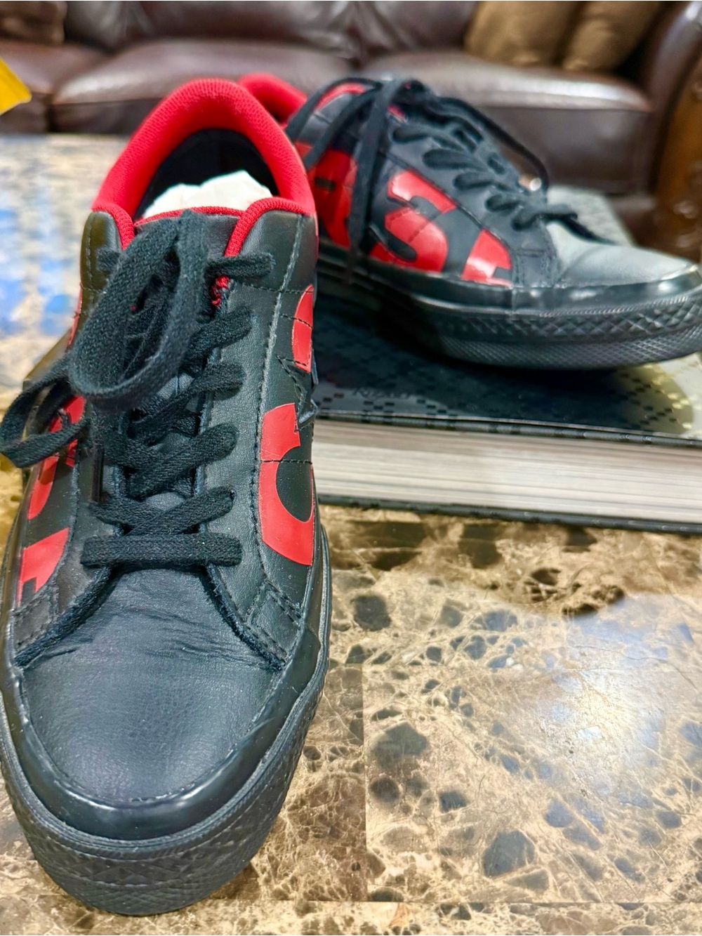 Converse Woodmark Women’s Bold Black and Red Low-Top Sneakers - 35.5 EU